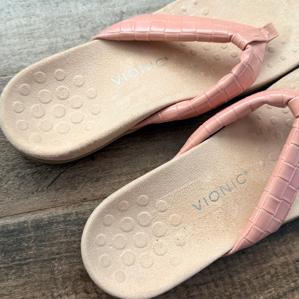 Vionic Layne Woven Croc Toe Post Orthotic Flip Flop Sandals, Pink, 9.5(41.5) - Picture 4 of 7